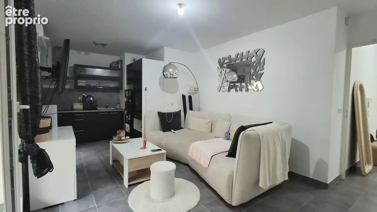 T2 récent de 41m2 avec terrasse de 15m2 - DPE A - photo 2