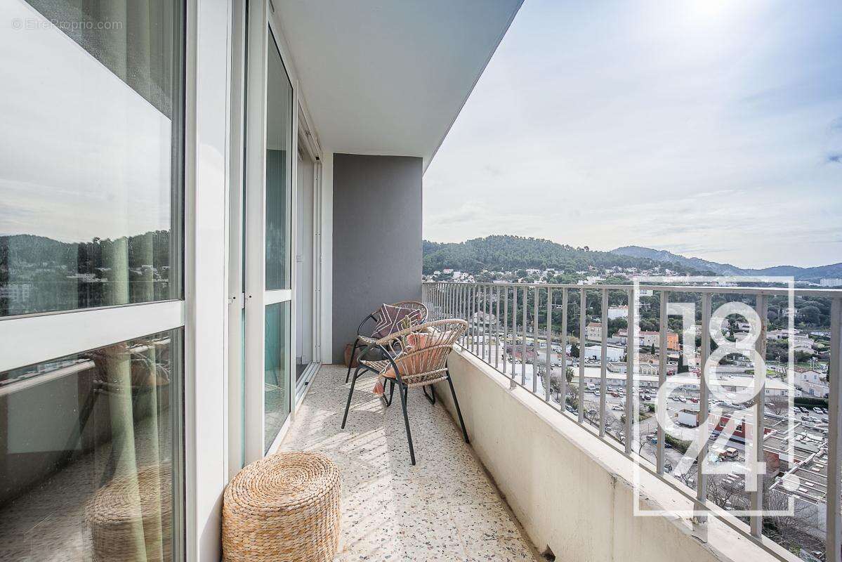 Appartement à MARSEILLE-9E