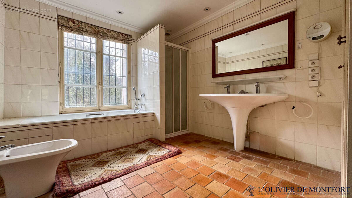 Maison à MONTFORT-L'AMAURY