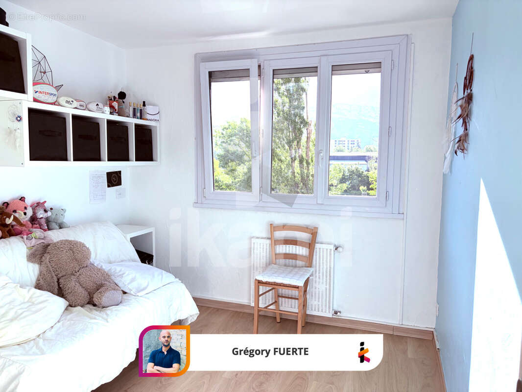 Appartement à LE PONT-DE-CLAIX