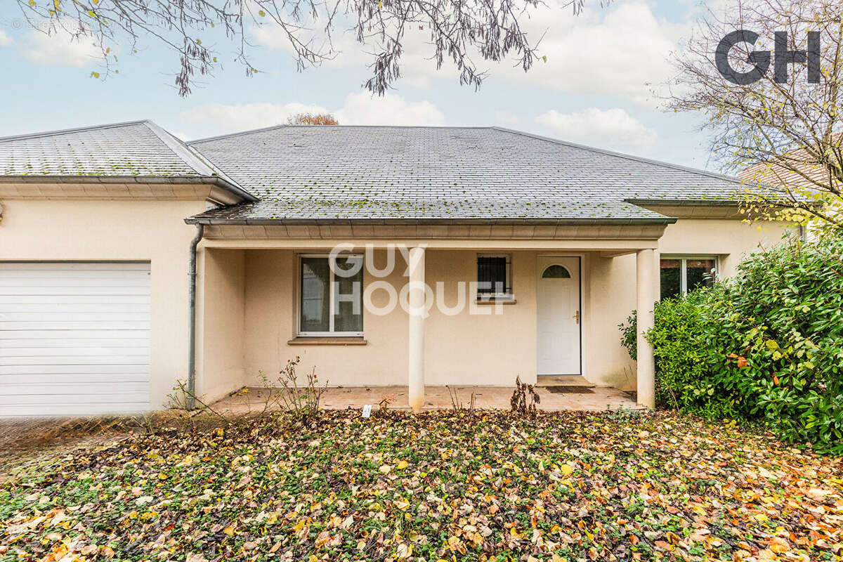 Maison à SOISY-SUR-SEINE