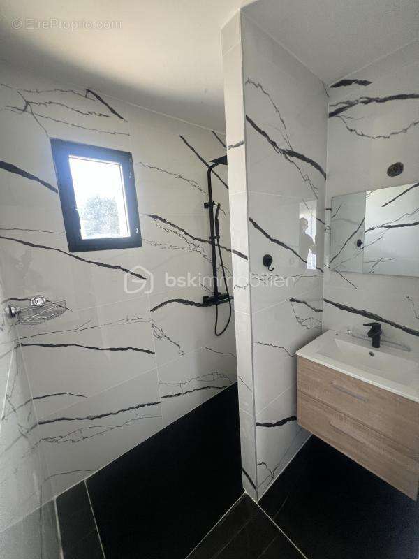 Exceptionnelle villa avec piscine - photo 9