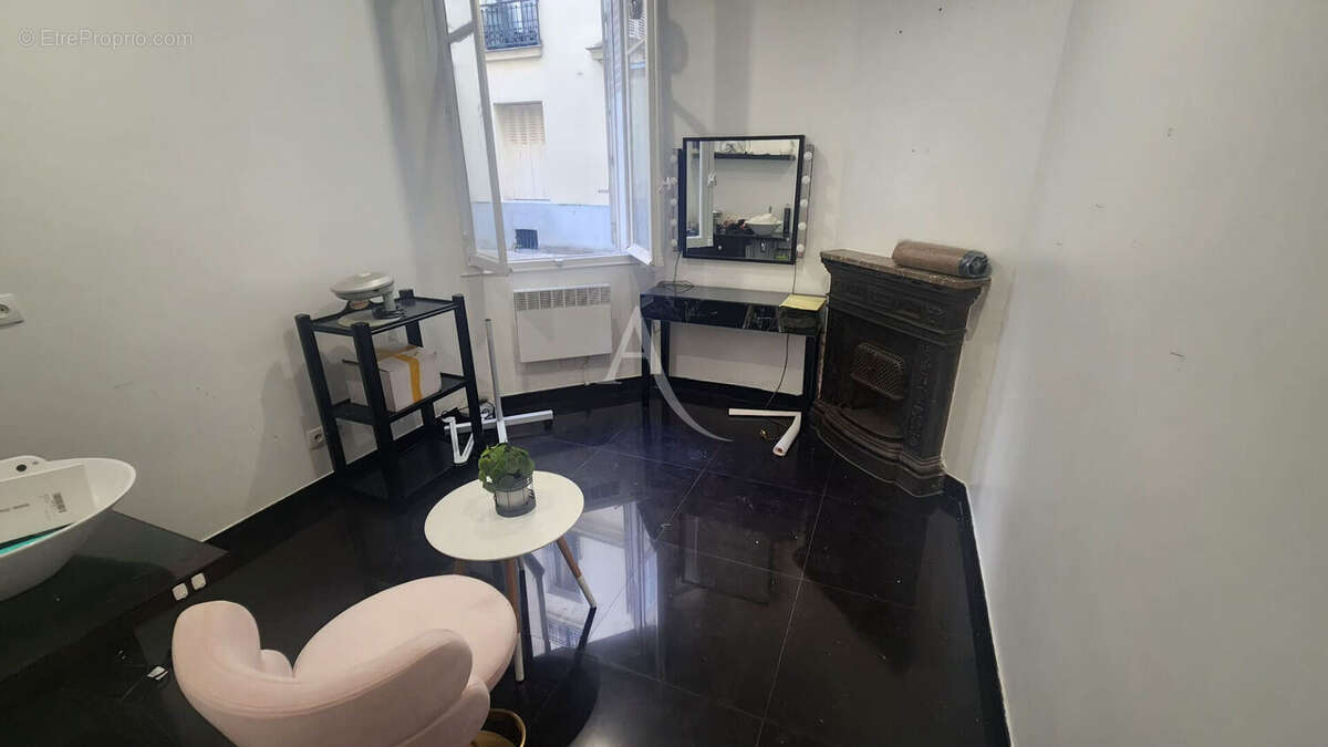 Commerce à PARIS-12E