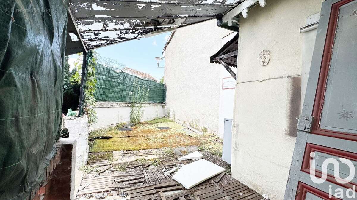 Photo 6 - Maison à VEAUCHE