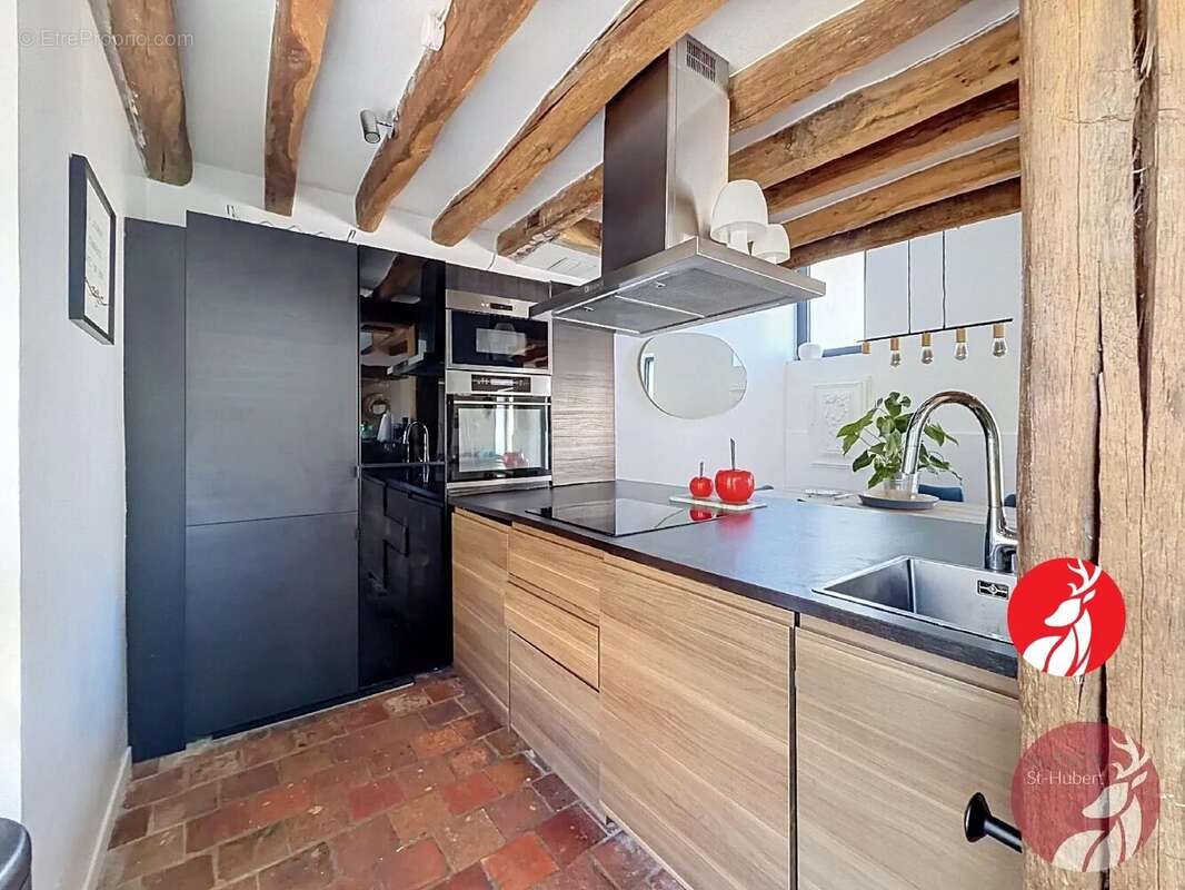 Maison à LA CHAPELLE-LA-REINE