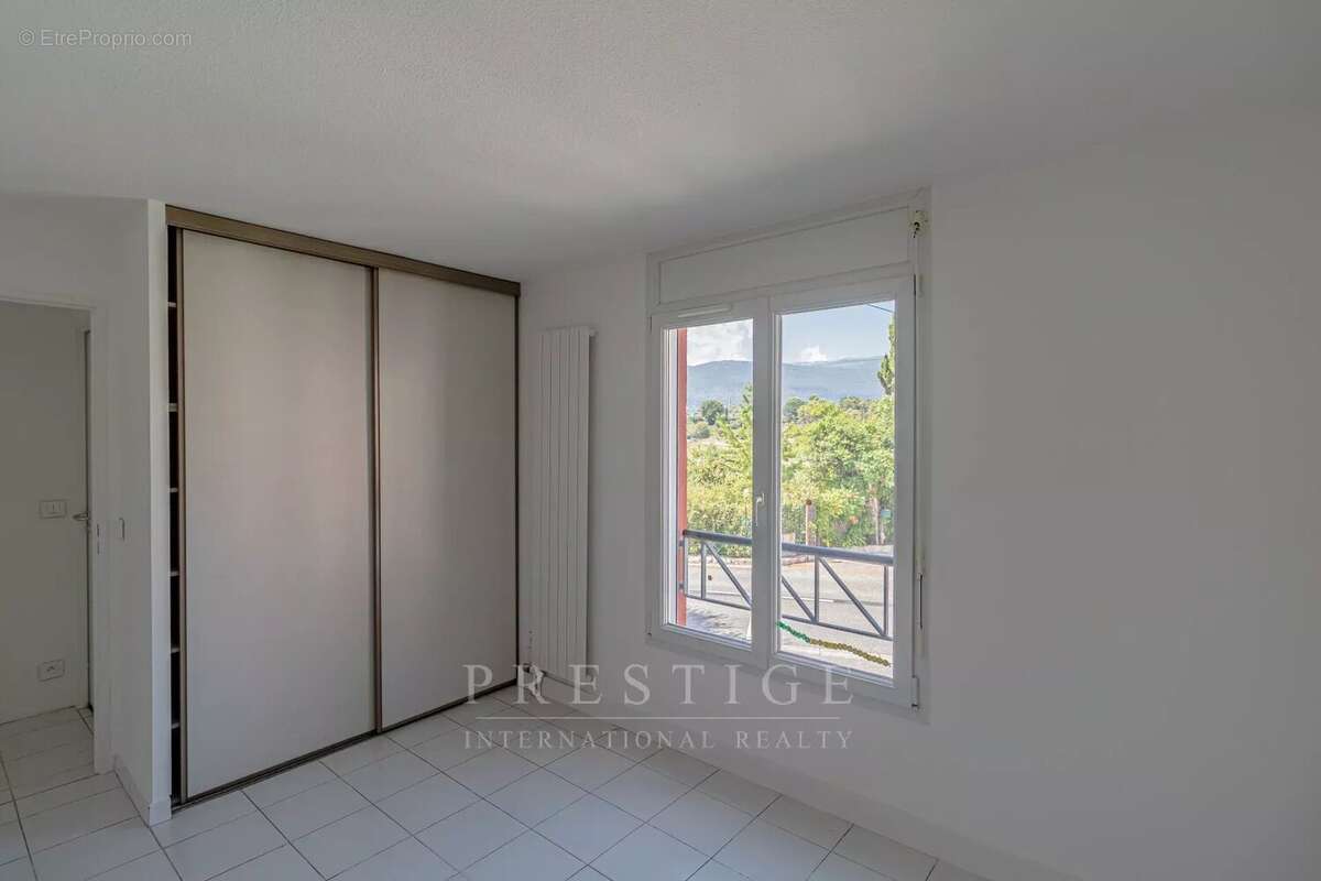 Plascassier, 3 pièces avec terrasse vue panoramique - photo 8