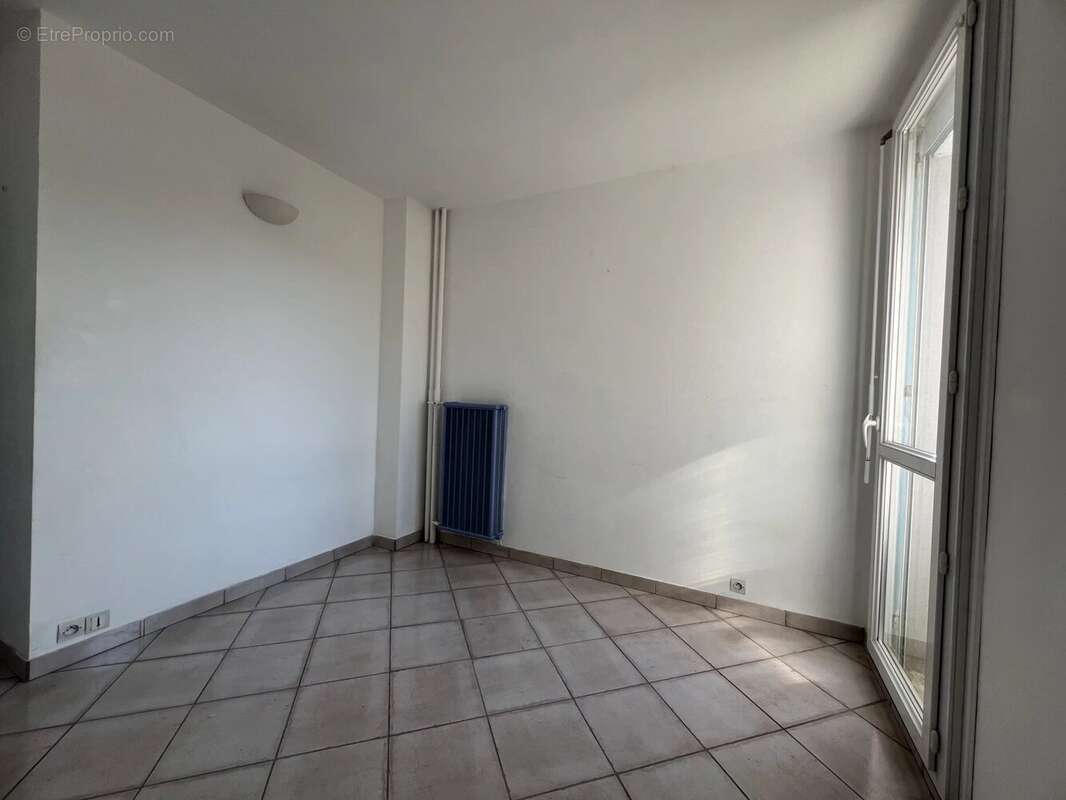 Appartement à MONTELIMAR