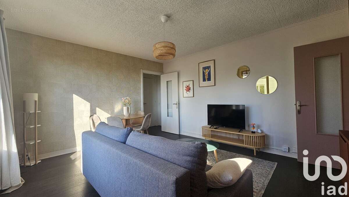 Photo 4 - Appartement à SAINT-MAUR-DES-FOSSES