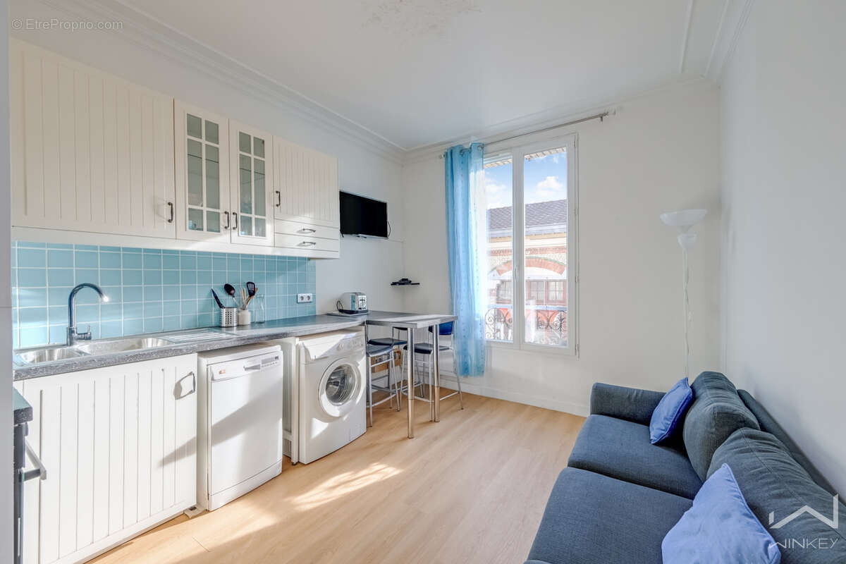 À Saint-Denis, appartement de 45.42m2 en vente - photo 6