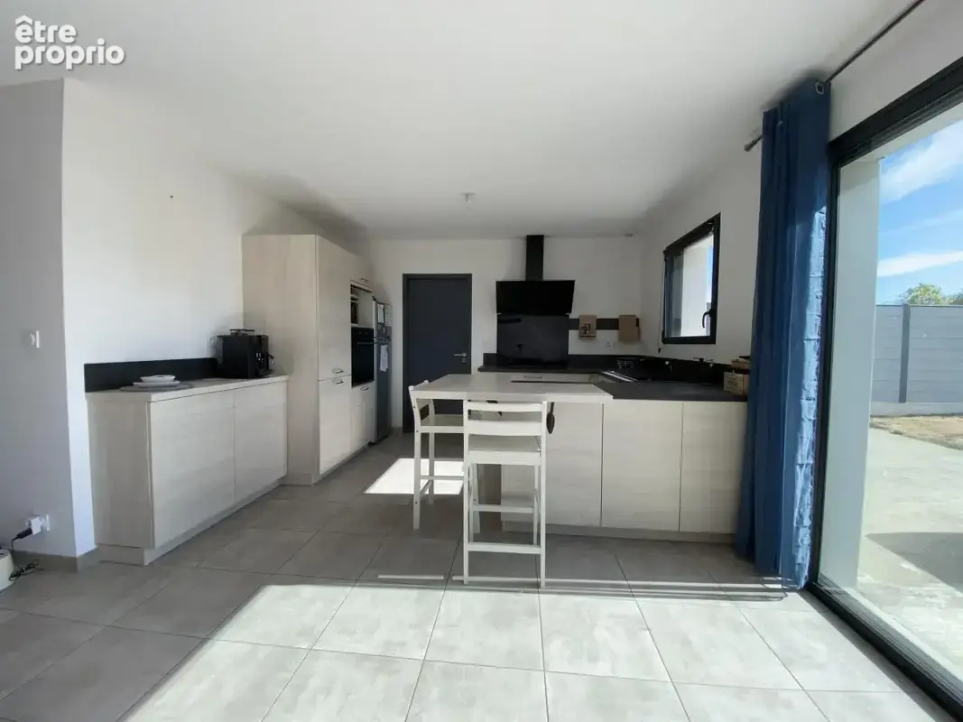 Maison 99 m² à La Bruffiere  - photo 4