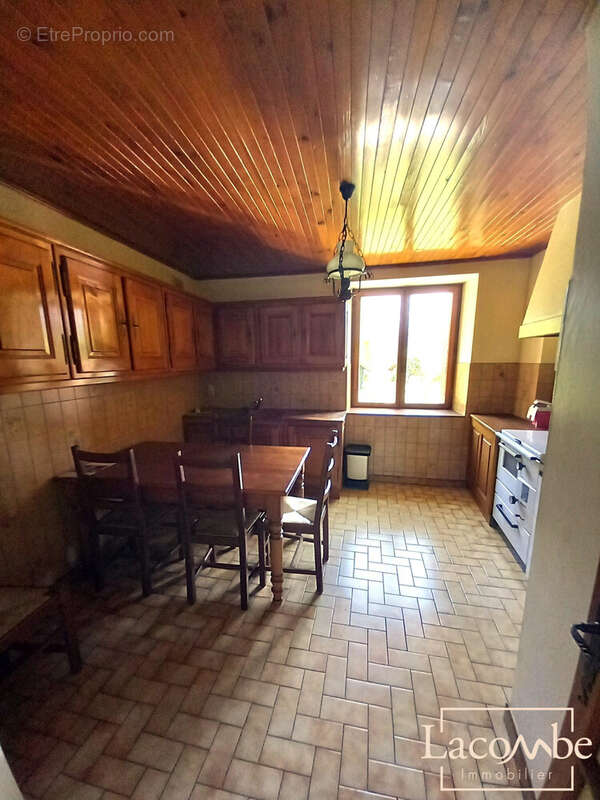 Maison à CEVINS