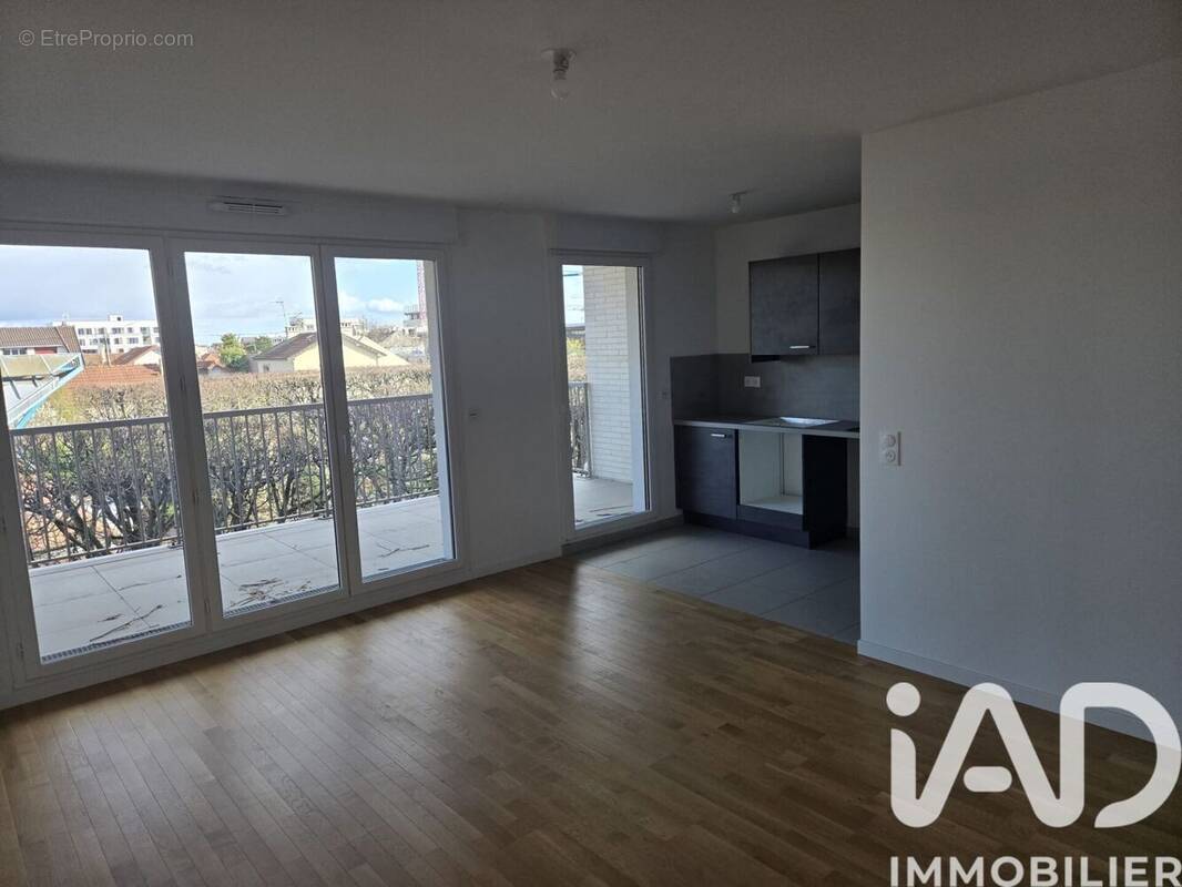 Photo 1 - Appartement à RUEIL-MALMAISON