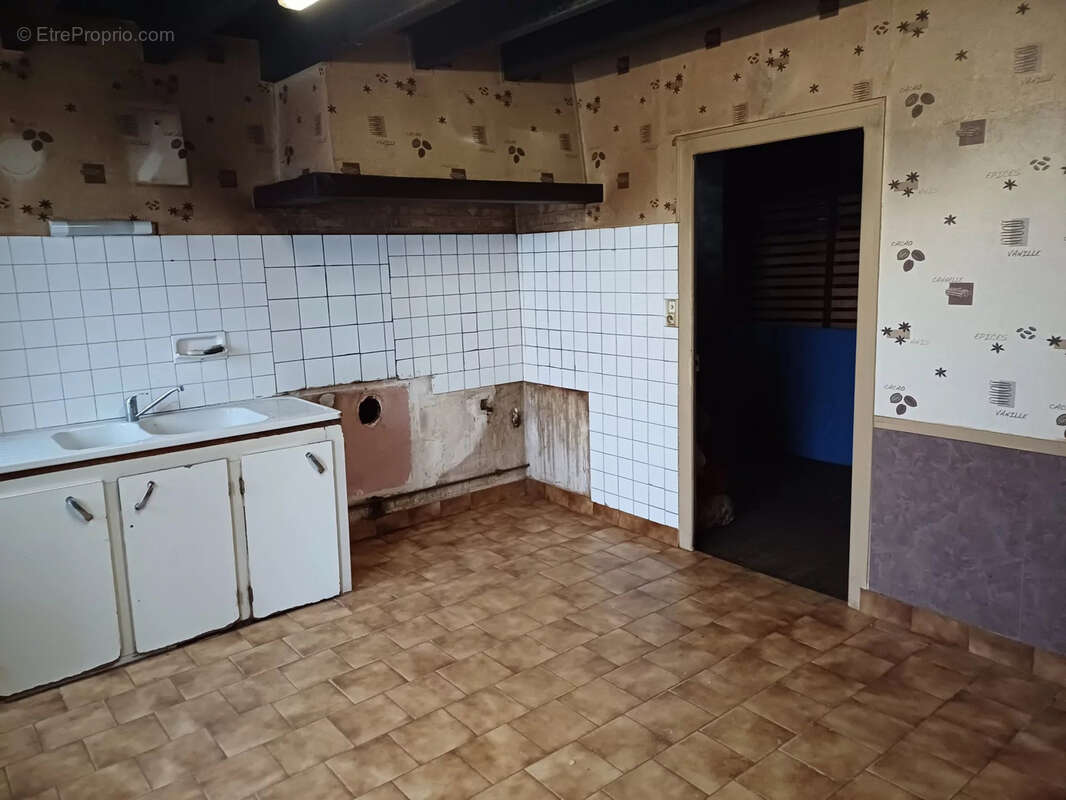 Maison à LA FAYE