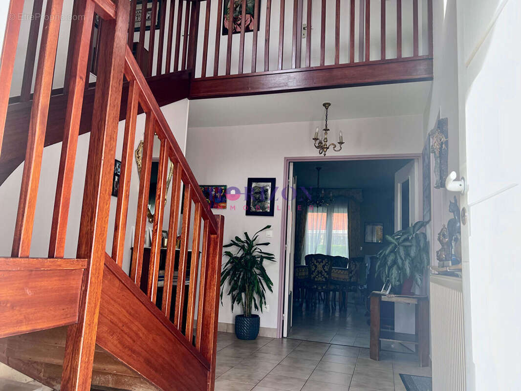 Maison à LA CHAPELLE-EN-SERVAL