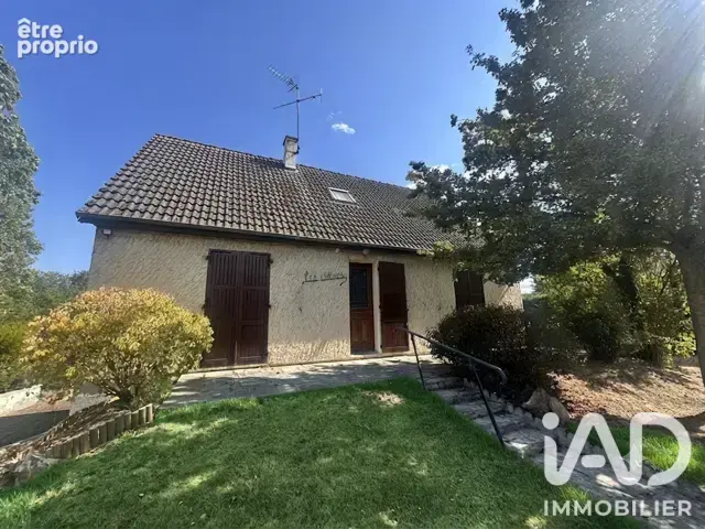 Maison 7 pièces 117 m² · à Saint-Lubin-des-Joncherets · 117 m² · 179 000 €