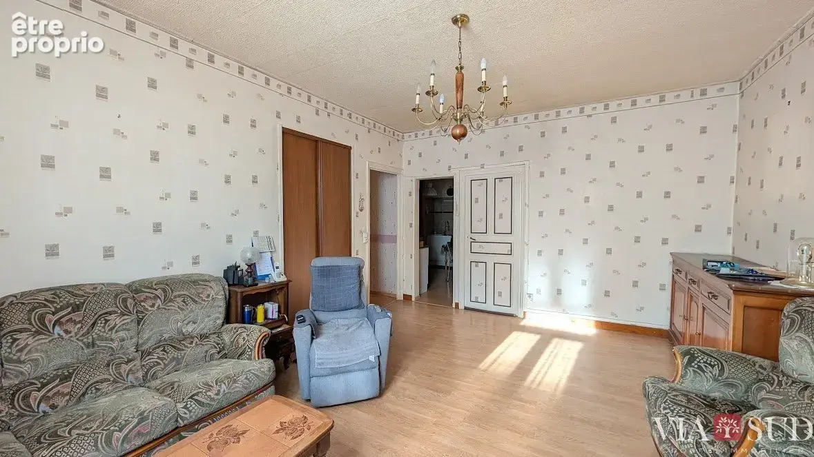 Béziers - Champs de Mars - Bel appartement de type 4 au 1er étage - photo 2