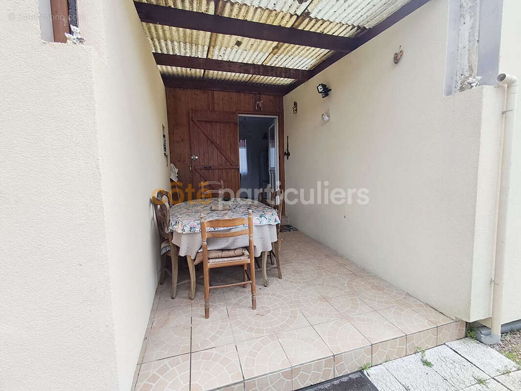 Maison à MEZIDON-CANON