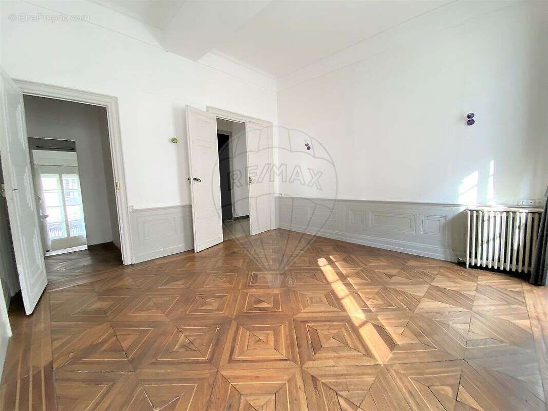 Appartement à LYON-1E