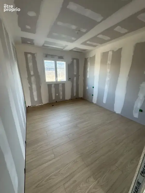 Maison neuve en cours de construction - photo 6