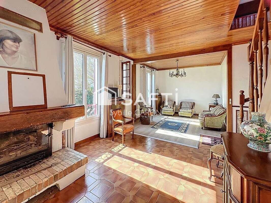 Photo 2 - Maison à CLAMART