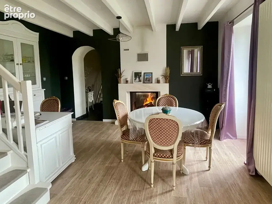 Maison 5 chambres, entièrement rénovée, non-mitoyenne, au calme, commerces à 5 minutes - photo 3