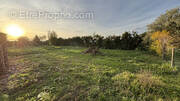 Terrain à SAINT-GEORGES-LES-BAINS