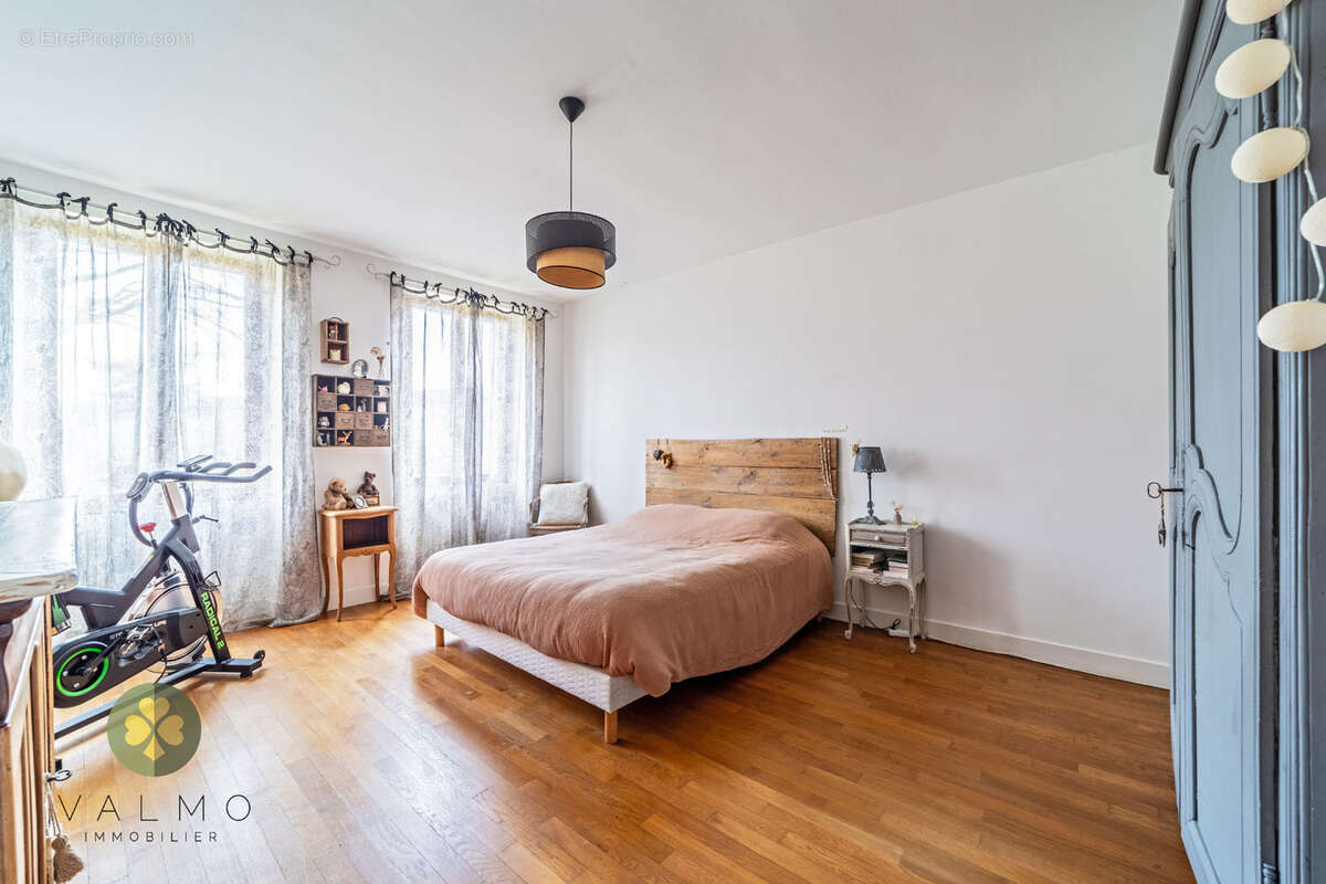 Maison à CONDE-SUR-VESGRE