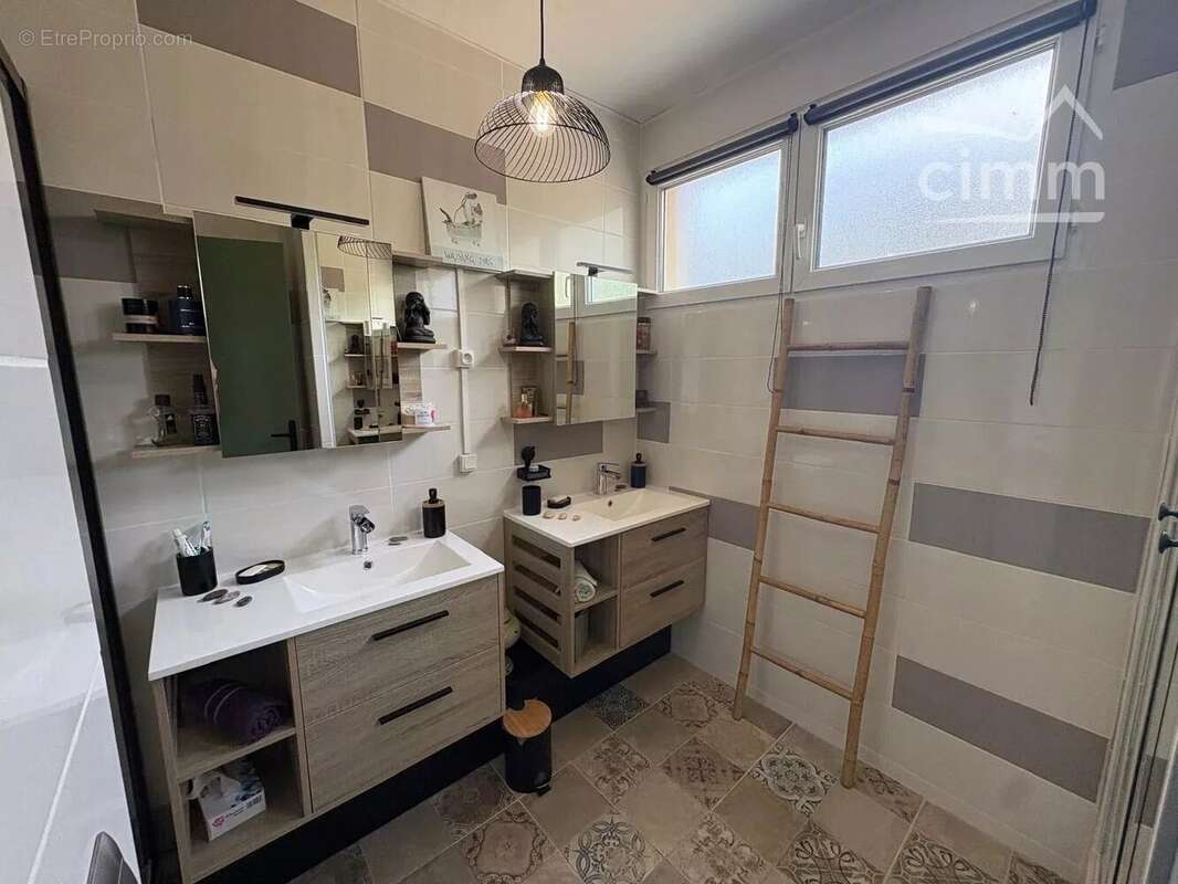 Appartement à BEZIERS