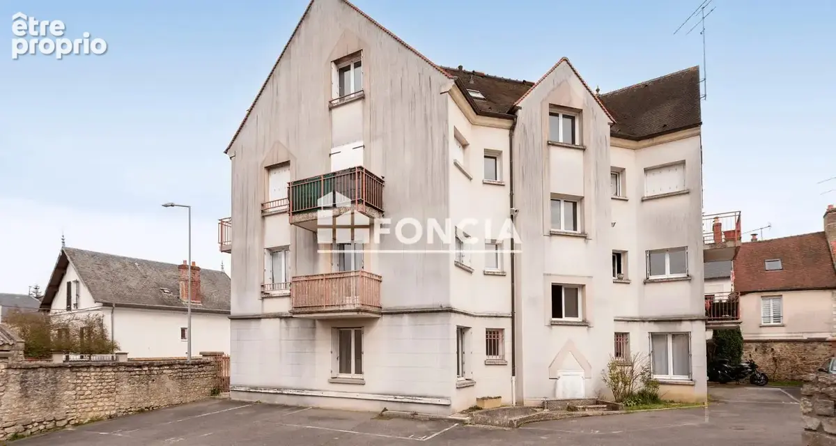 Appartement à LA FERTE-ALAIS