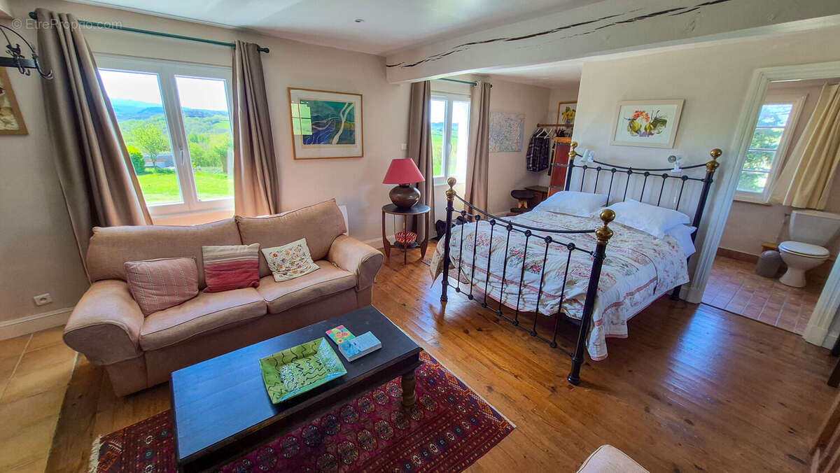 chambre - Maison à TREZIERS