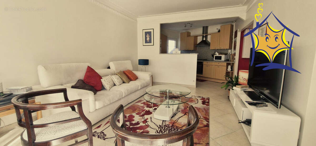 Maison à SAINTE-GENEVIEVE-DES-BOIS