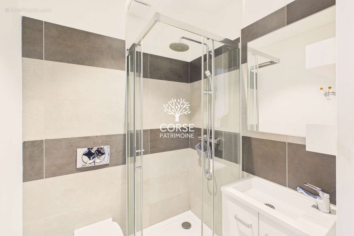 Appartement à LECCI