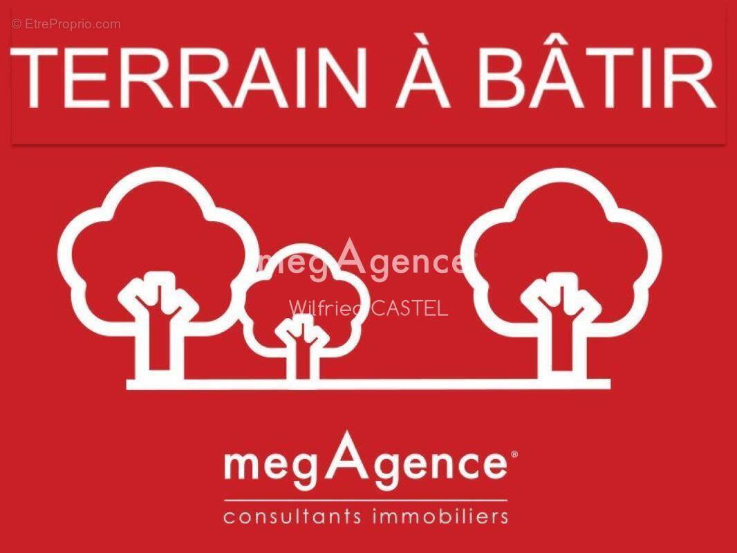 Terrain à TALMONT-SAINT-HILAIRE