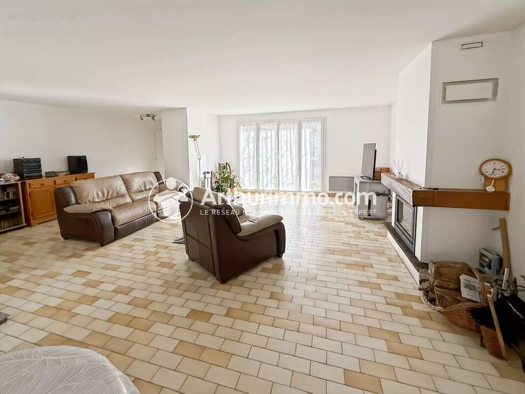 Maison à SOISY-SUR-SEINE