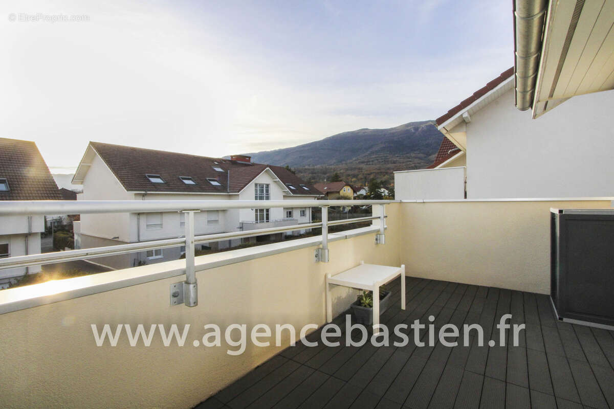 Appartement à THOIRY