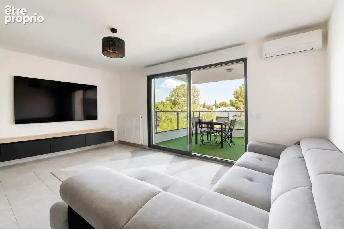 Appartement de 3 pièces de 68 m² à La Ciotat - photo 2