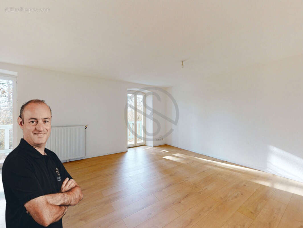 Appartement La Cote Saint Andre 4 pièces de 75 m2 - photo 2