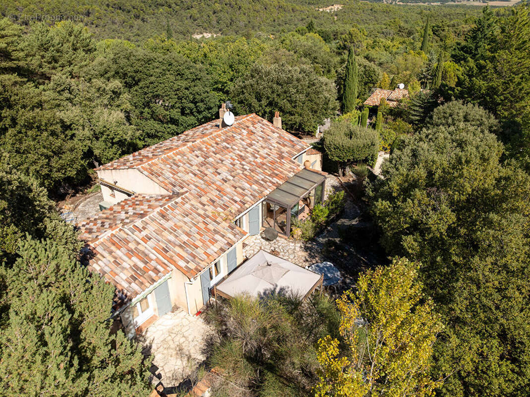 Maison à TOURTOUR