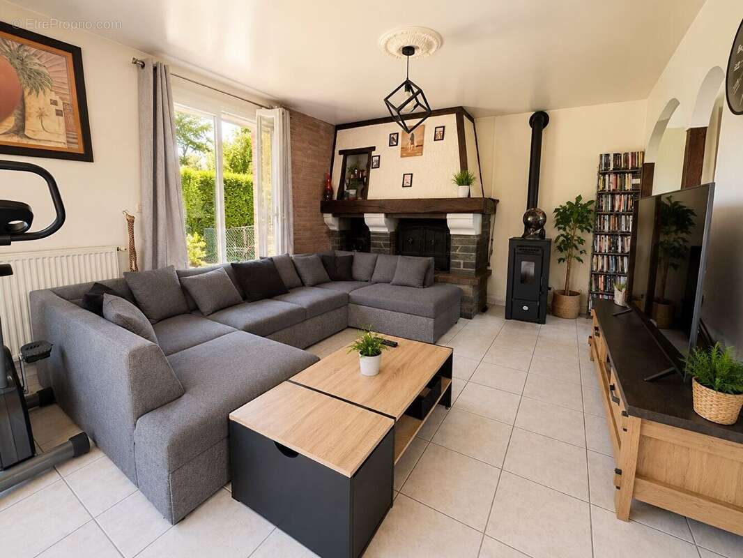 Maison Proche Amblainville 7 pièce(s) 116 m2 - photo 2