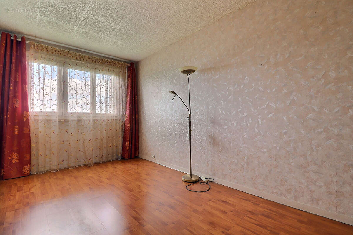 Appartement à TAVERNY