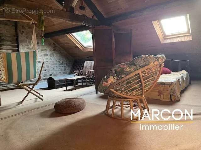 Belle fermette avec 5,2 hectares de terrain - photo 27