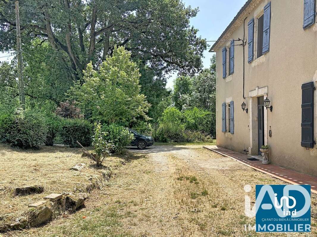 Maison 288 m² à Fleurance  - photo 4