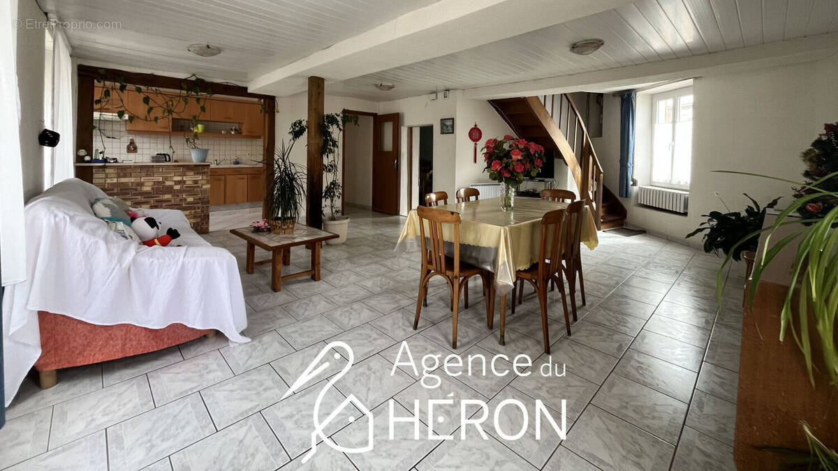 Photo 1 - Maison à BROMEILLES