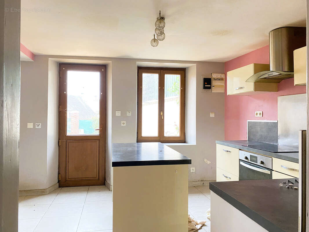 Maison 74 m² à Courtenay  - photo 6