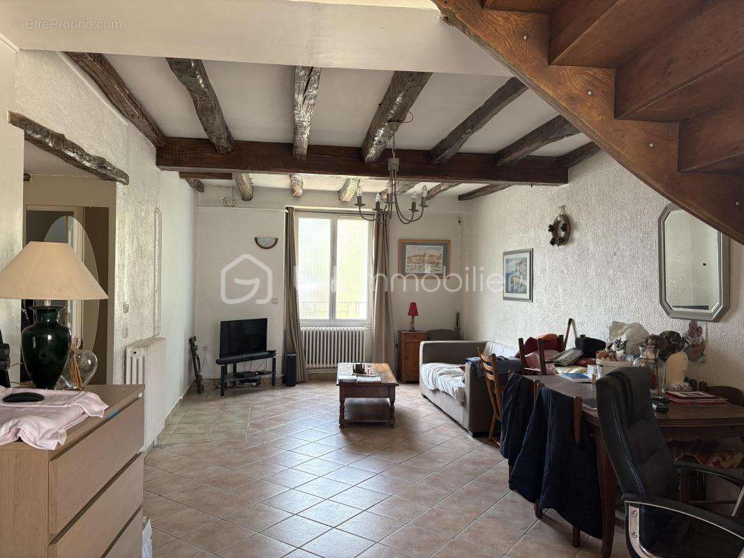 Maison à JANVILLE-SUR-JUINE
