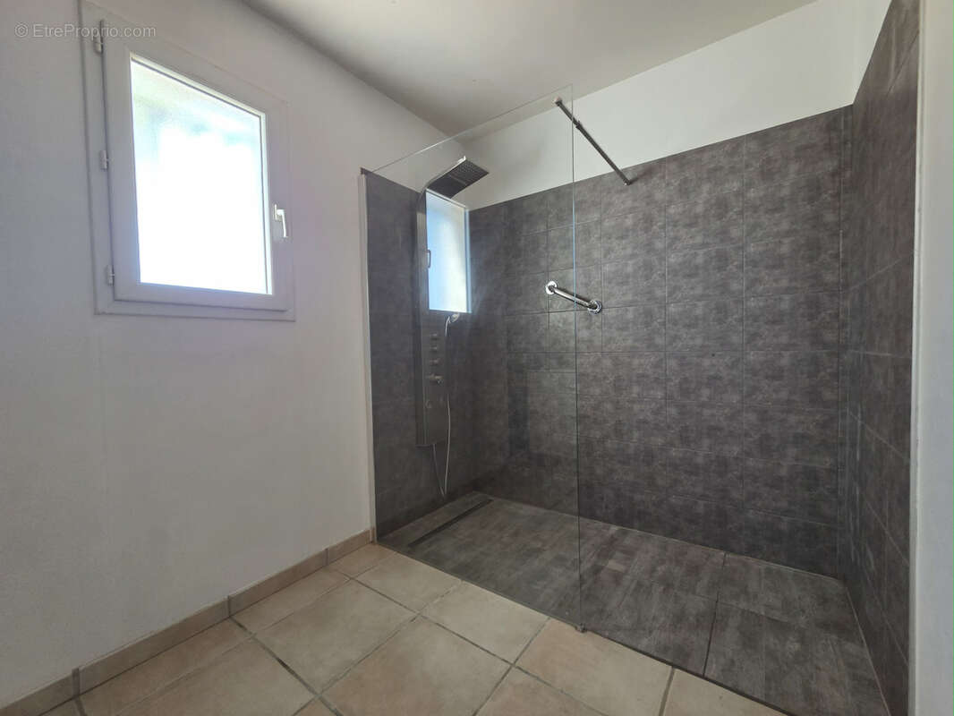 Maison à MURVIEL-LES-BEZIERS