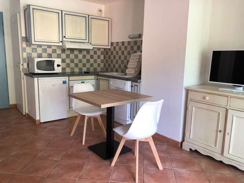 Appartement à GREOUX-LES-BAINS