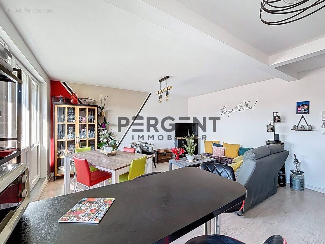 Appartement à CHARLEVILLE-MEZIERES