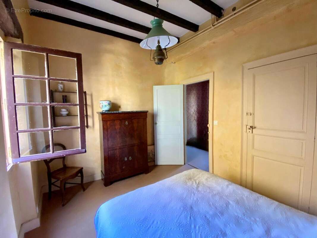   - Maison à MONTASTRUC-LA-CONSEILLERE