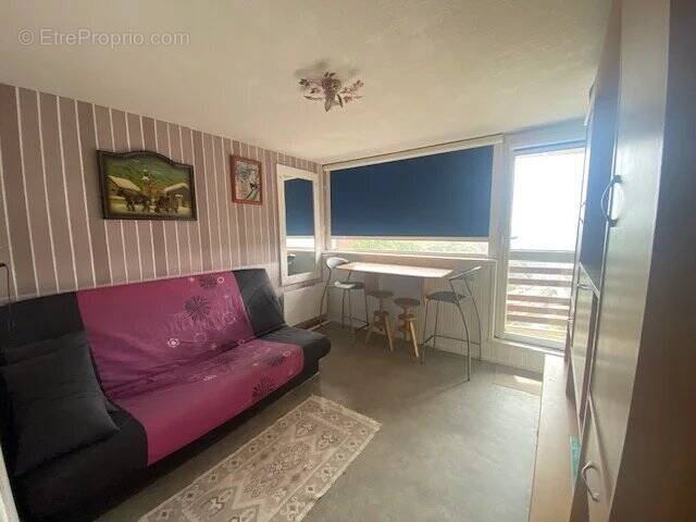 Appartement à COMPAINS